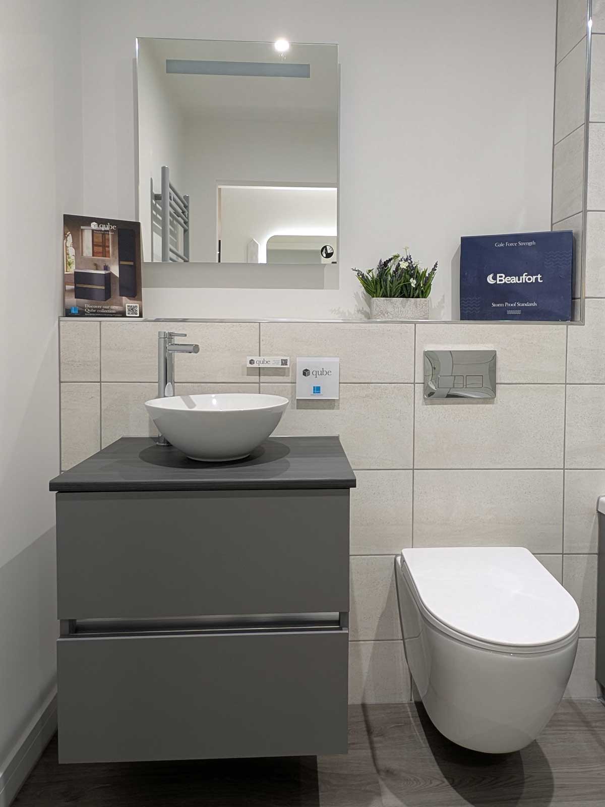 House of Harmony Showroom Display 10 Utopia Qube in Matt Grey and Chrome