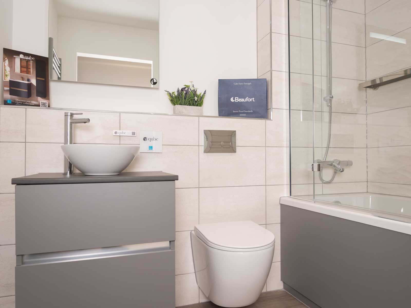 House of Harmony Showroom Display 10 Utopia Qube in Matt Grey and Chrome