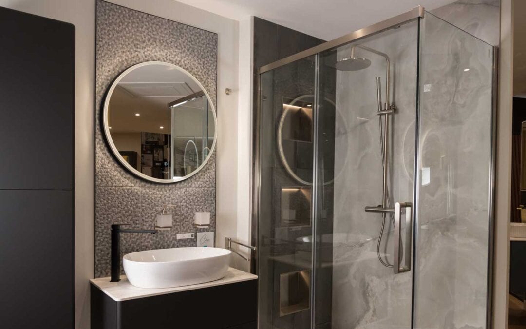 House of Harmony Showroom Display 22 Utopia Chic in Carbon Black