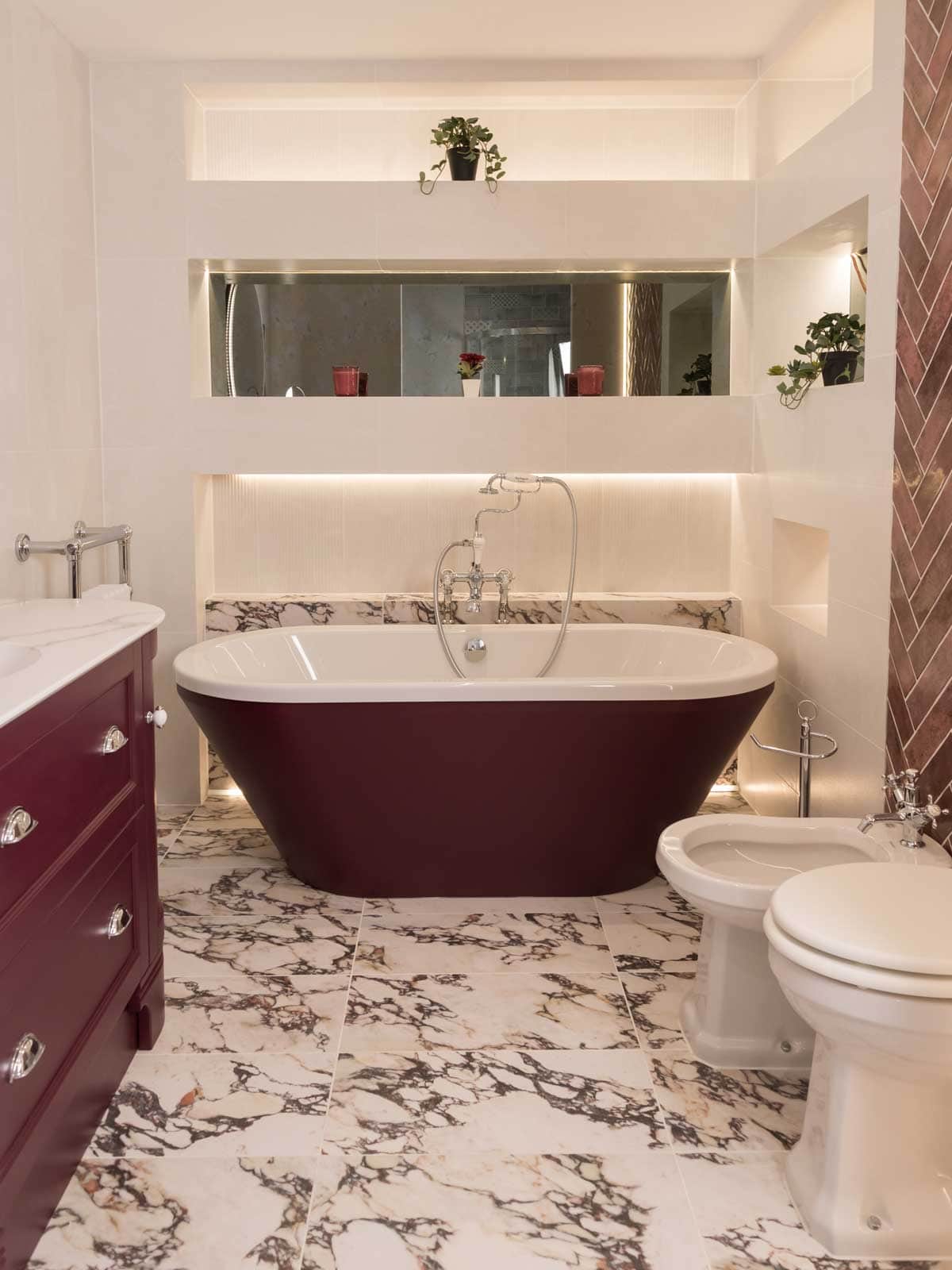 House of Harmony Showroom Display 5 Utopia Roseberry in Mulberry
