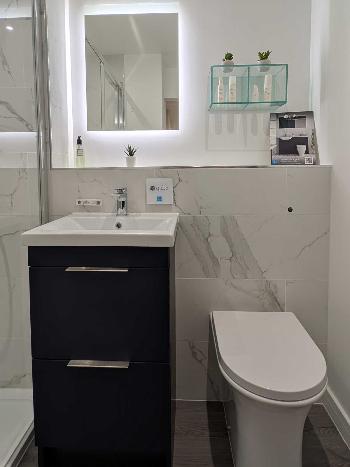 House of Harmony Showroom Display 9 Utopia Qube Edge in Indigo Blue