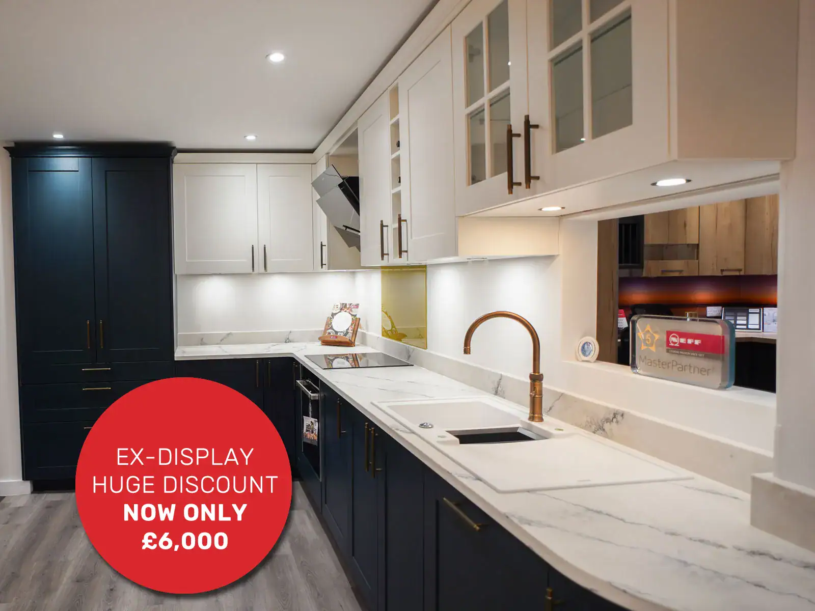 Ex-display kitchen sale Schuller Casa Silk Pore lacquer in deep blue and crystal white