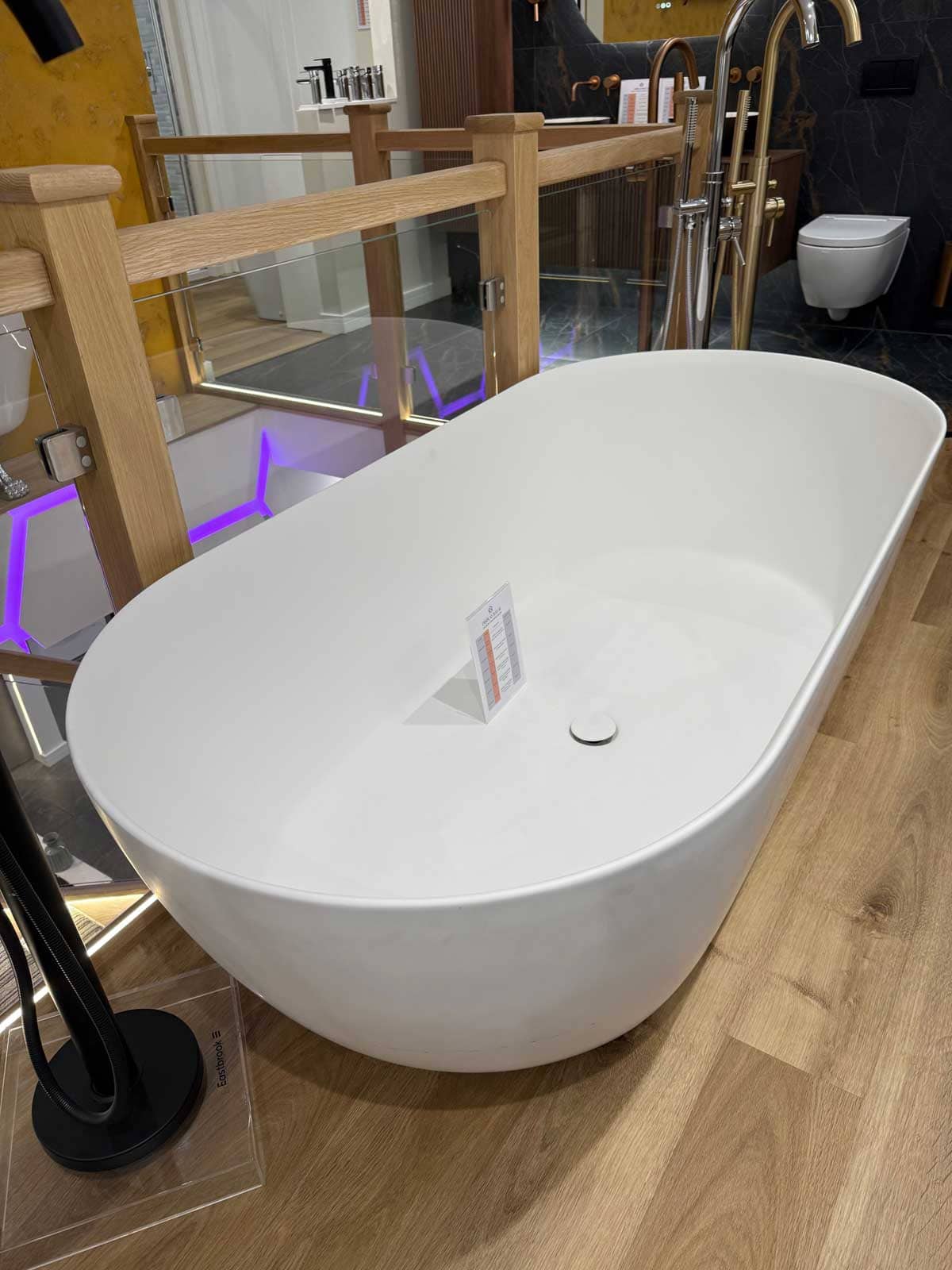 Display 41 MPRO Grande Bath