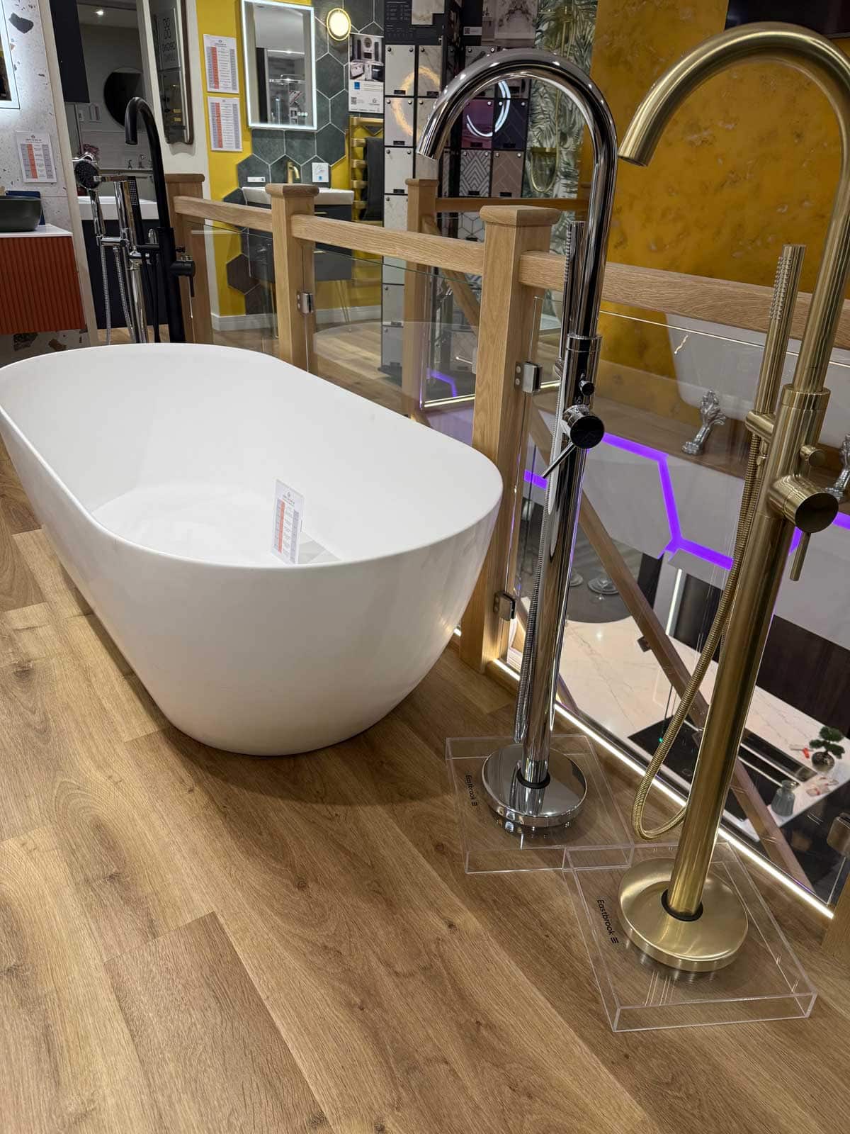 Display 41 MPRO Grande Bath