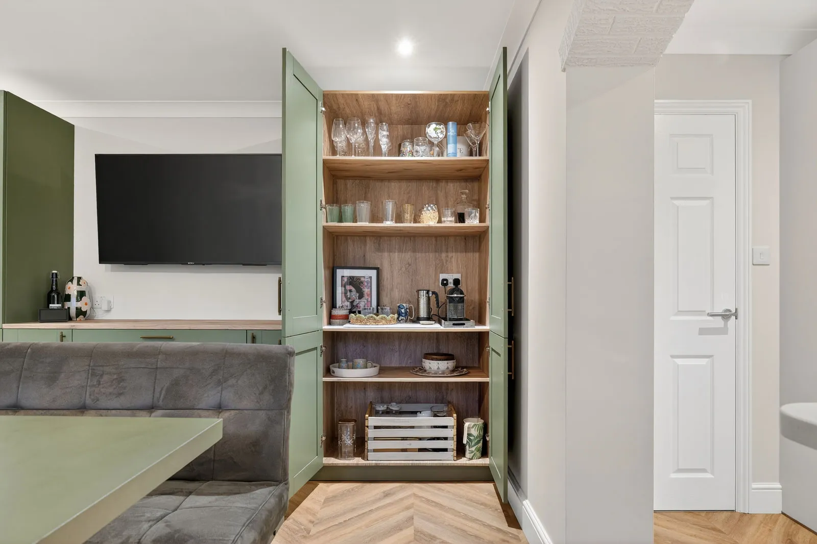 Schüller Shaker Design Kitchen installed and designed by House of Harmony