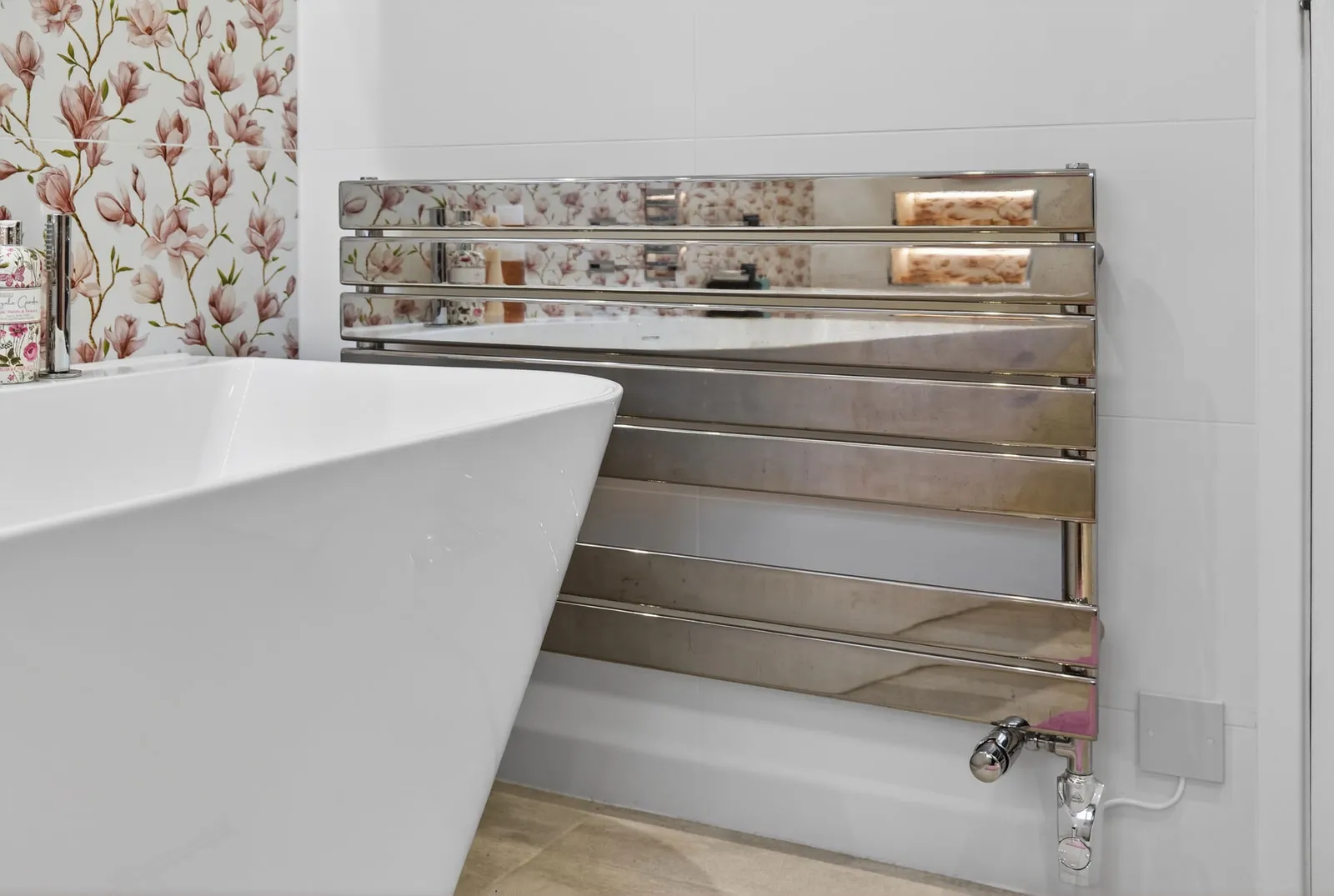 Warm and Contemporary Bathroom