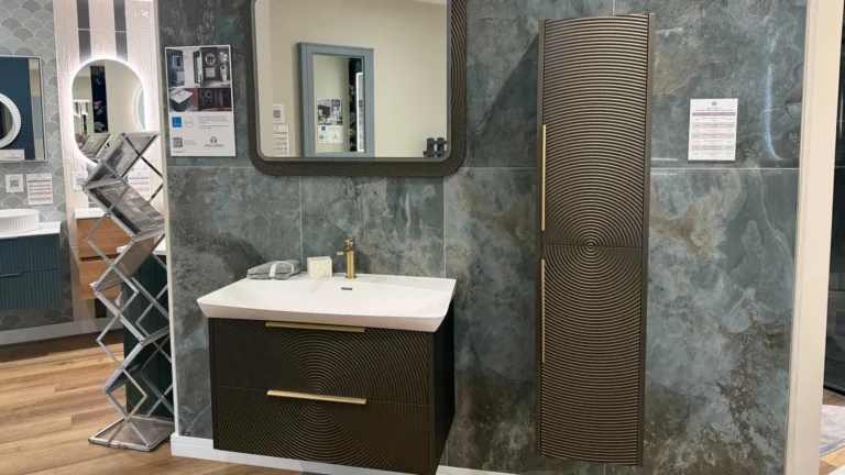 Bathroom Display 25 - Bathroom Display HeyU Ripple in Iridescent Bronze Finish