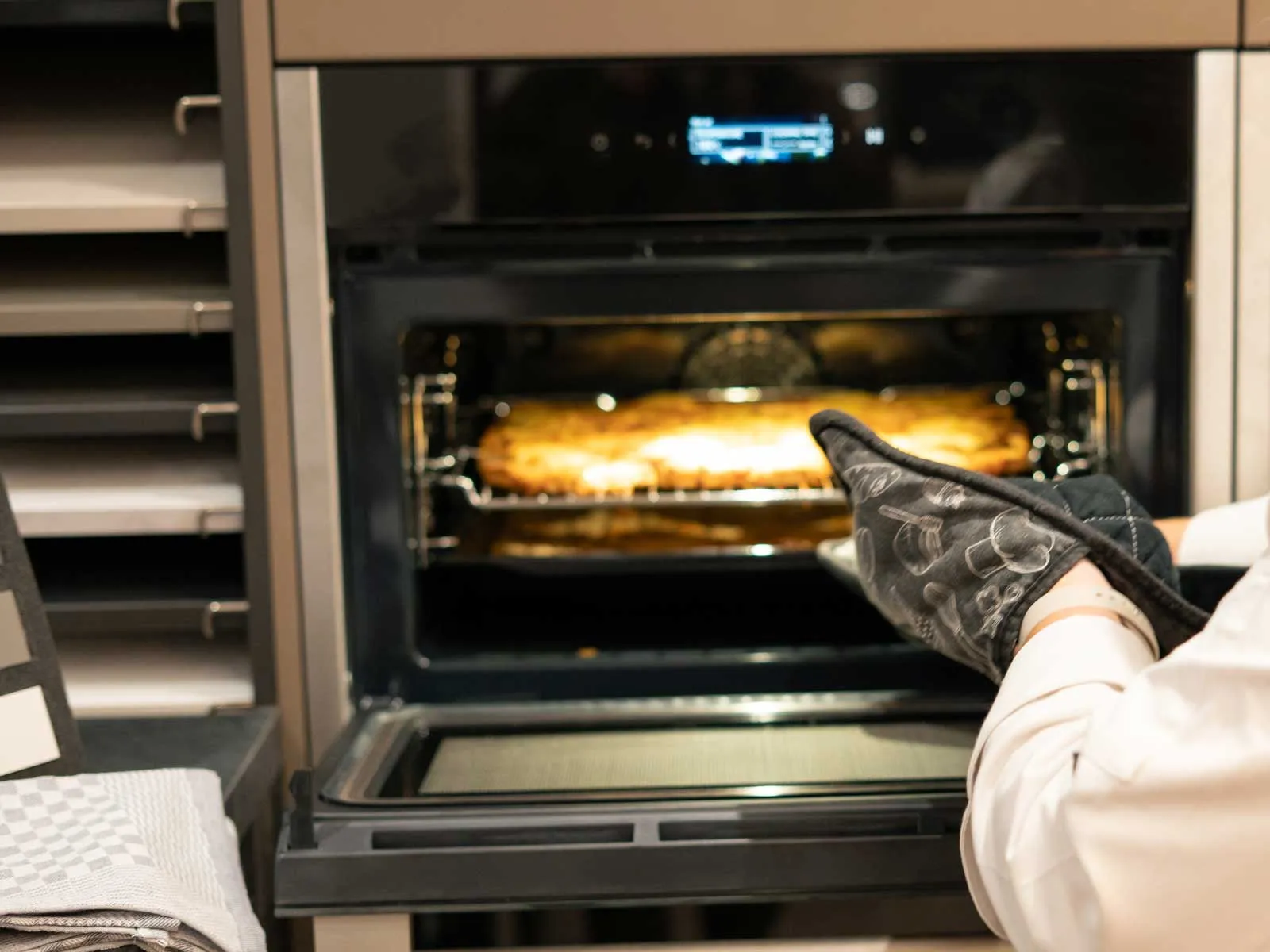 How Neff Functions make Cooking and Hosting Easier