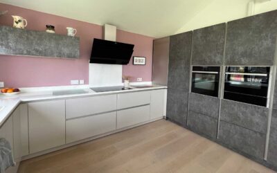 Handleless Uni gloss Schuller Kitchen – Bury St Edmunds