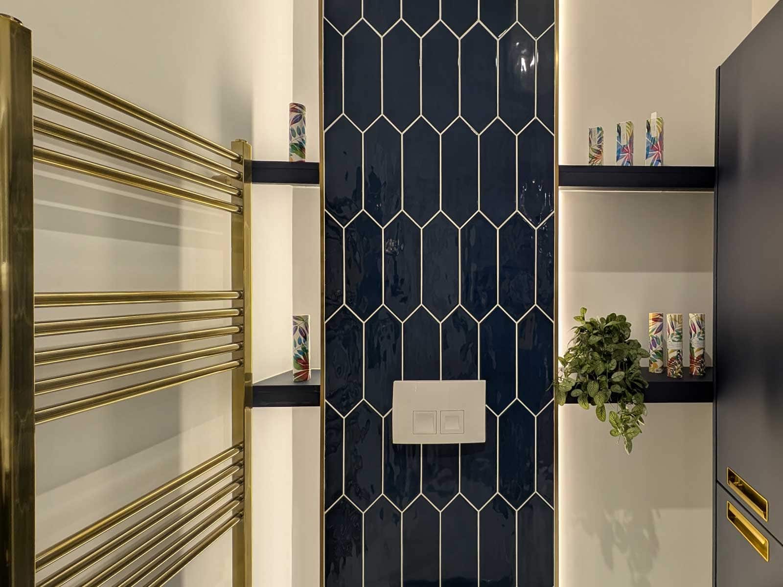 House of Harmony Showroom Display 13 Utopia Original Fitted Furniture Arabella in Azure Blue