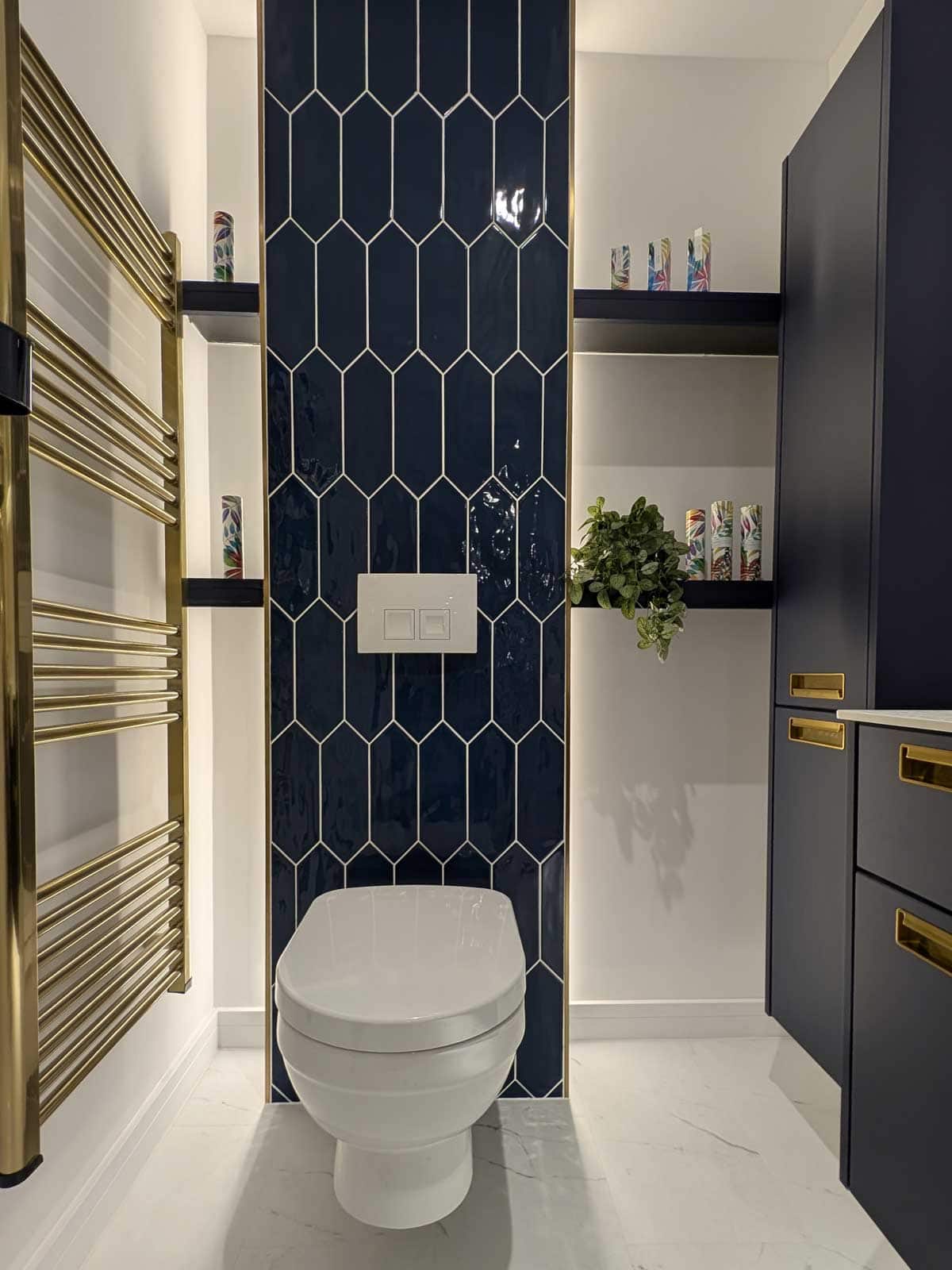 House of Harmony Showroom Display 13 Utopia Original Fitted Furniture Arabella in Azure Blue