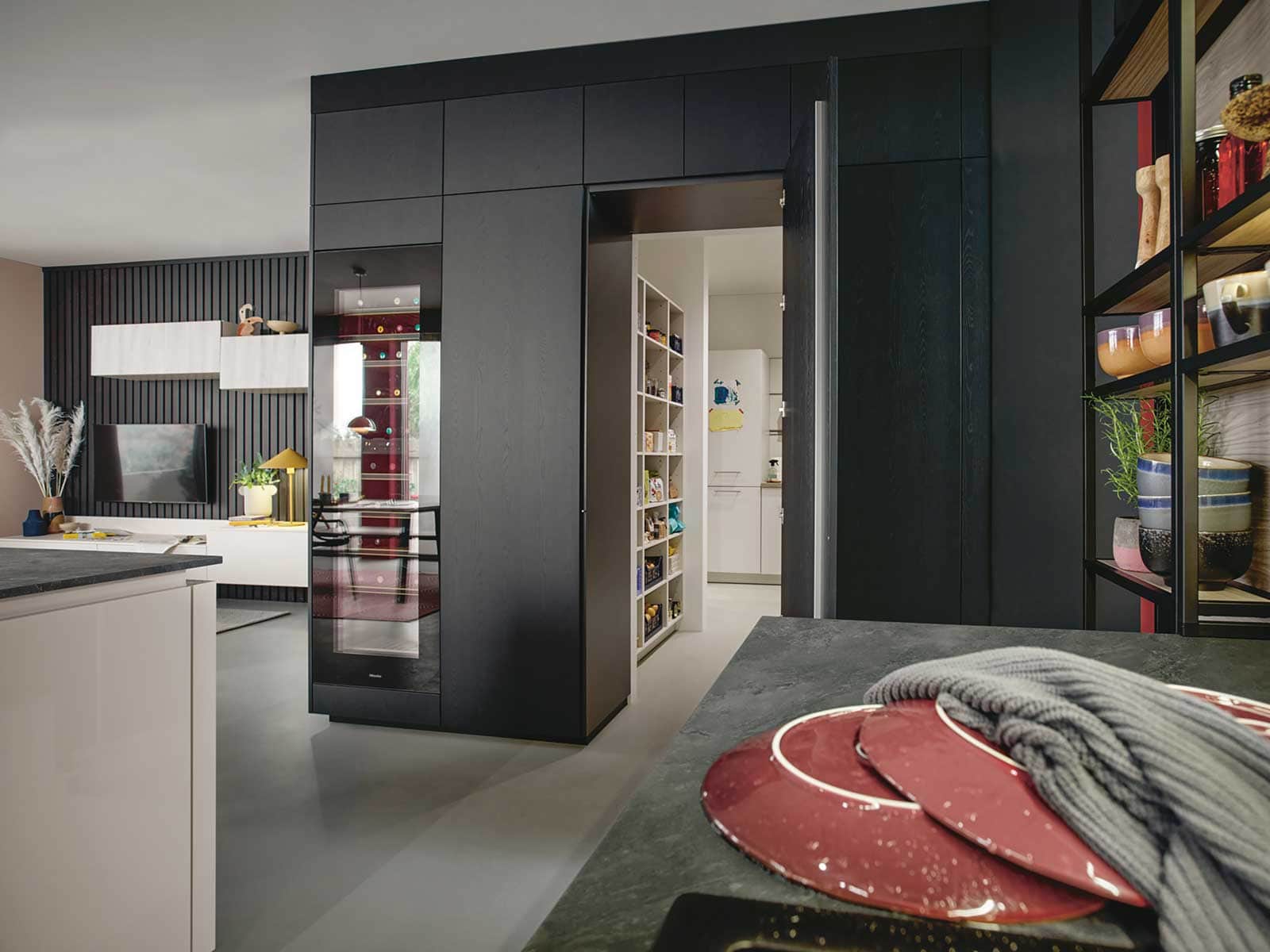 Schuller Base Range