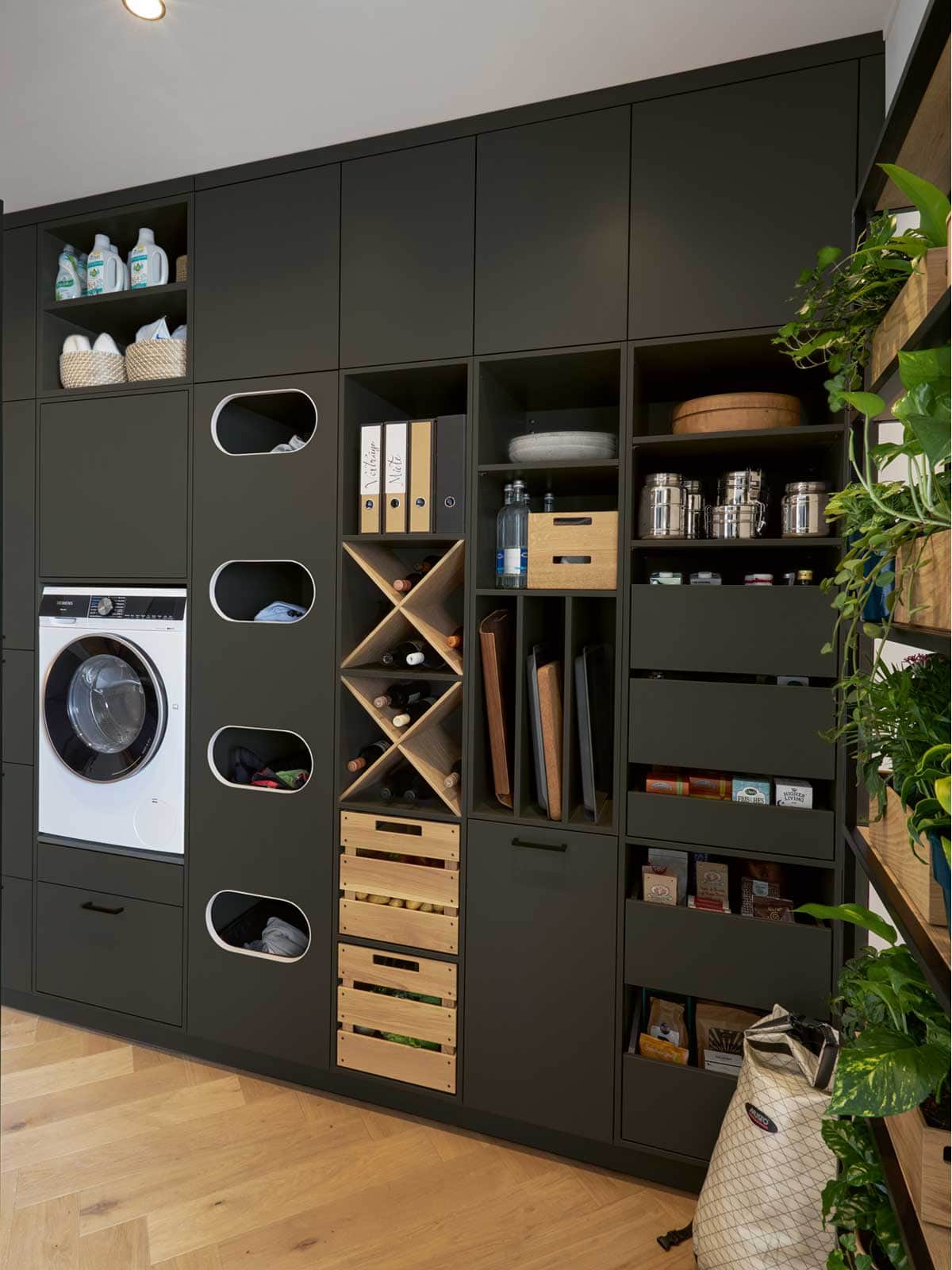 Schuller Cameo Satin Range