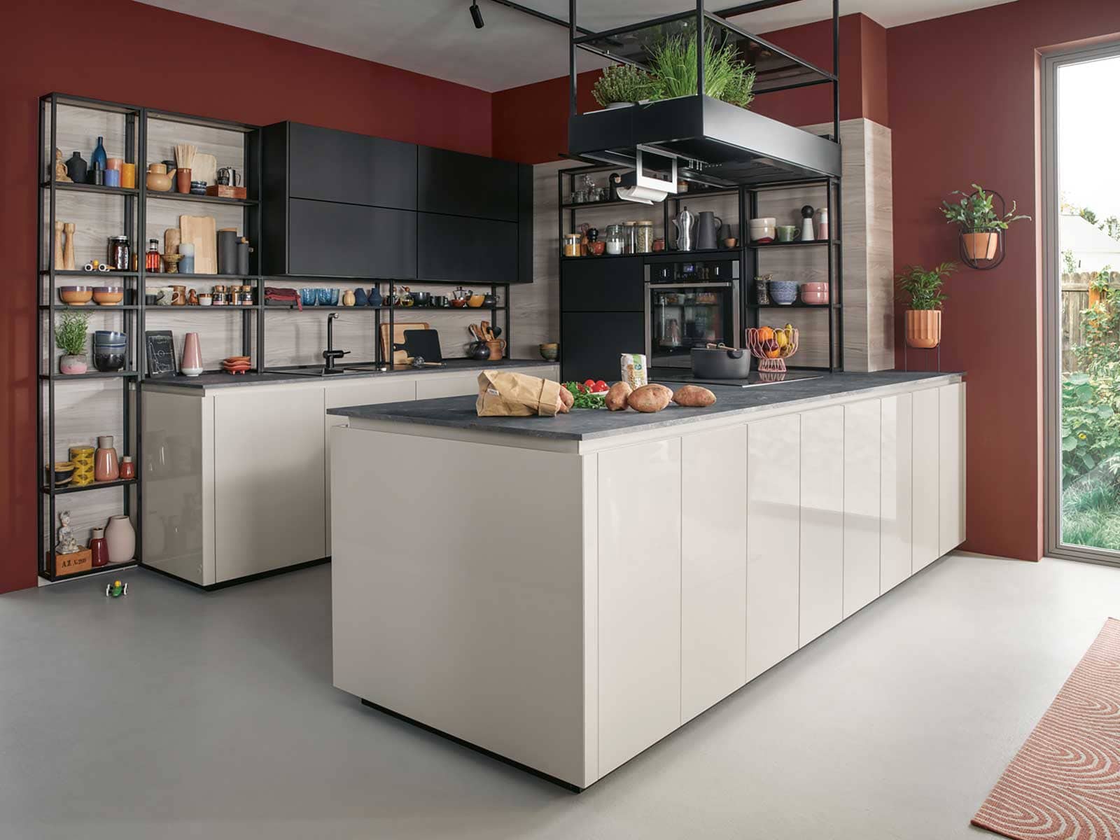Schuller Uni Gloss Range