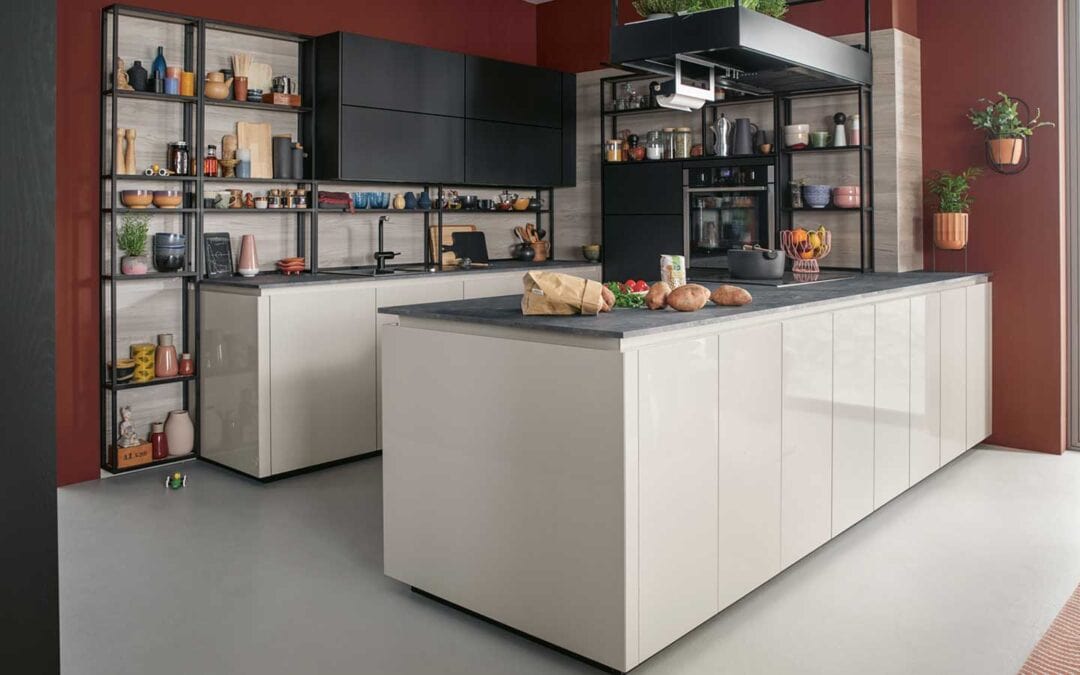 Schuller Uni Gloss Range