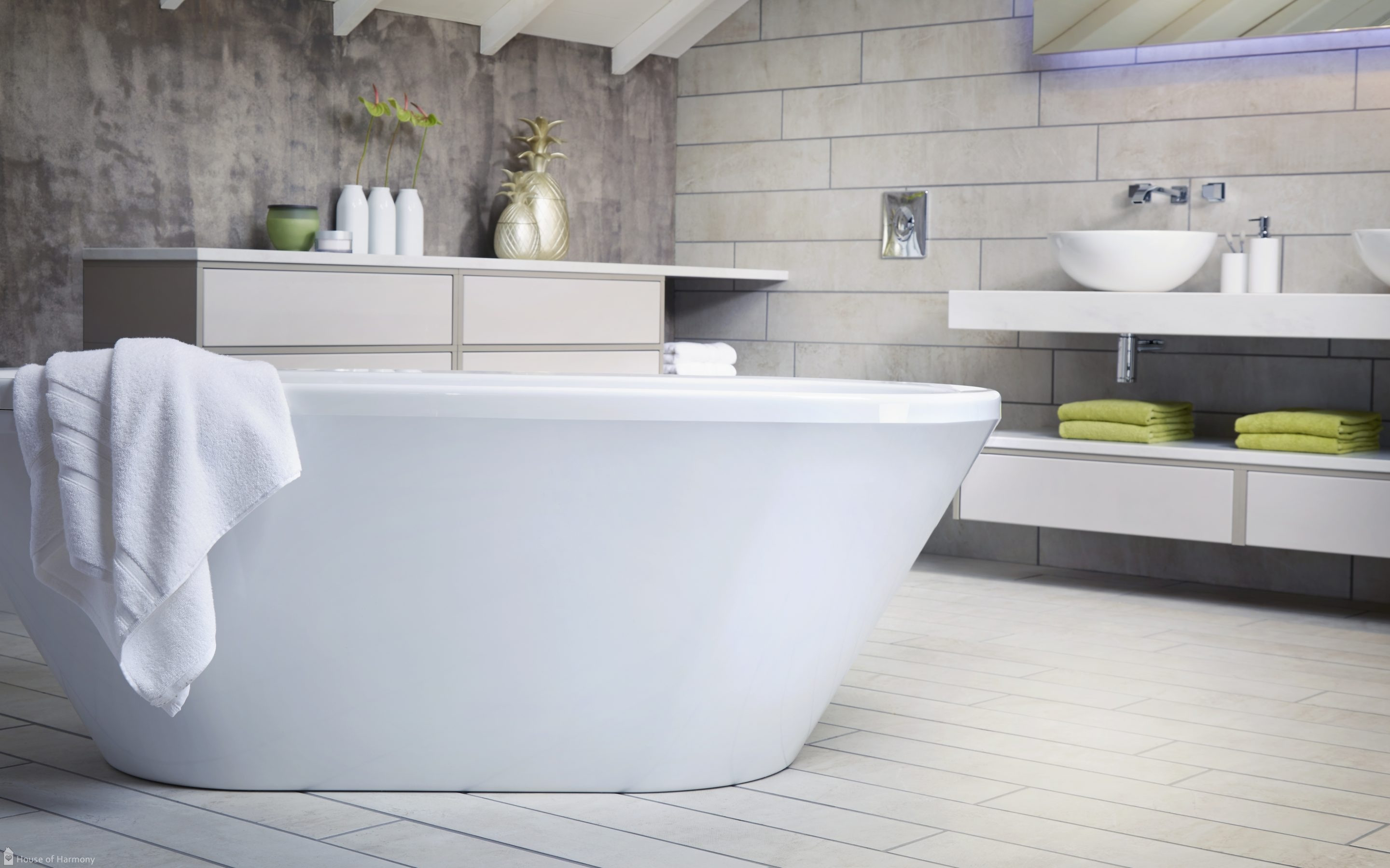Utopia Bath
